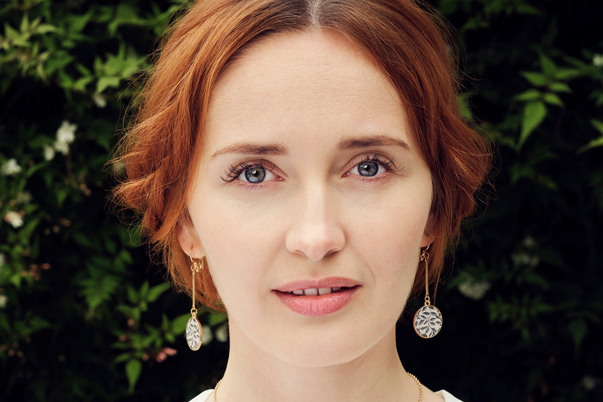 lady with floral jewellery