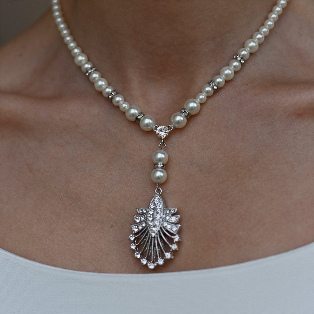 Art deco pearl and crystal earrings and necklace set: £12 Gift Box is FREE