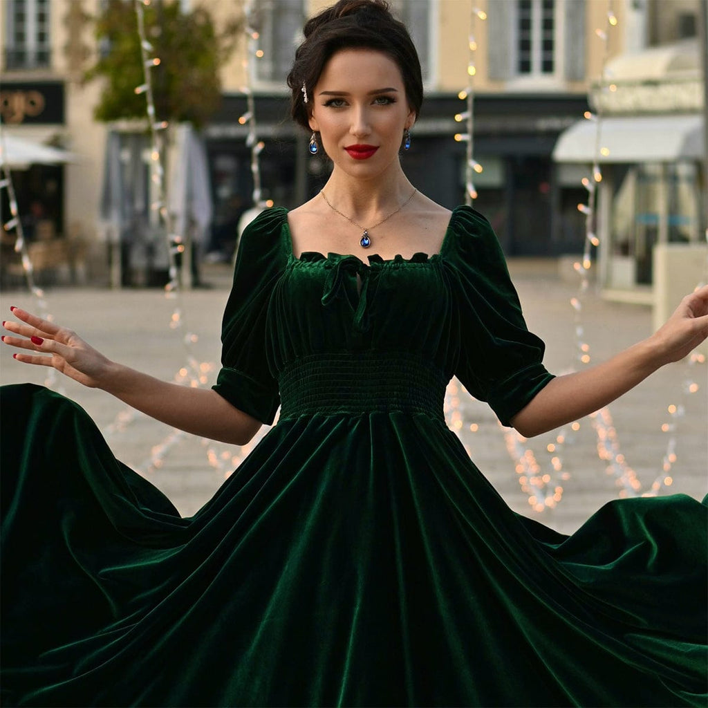 Emerald beaded deco earrings and necklace set: £12 Gift box is FREE