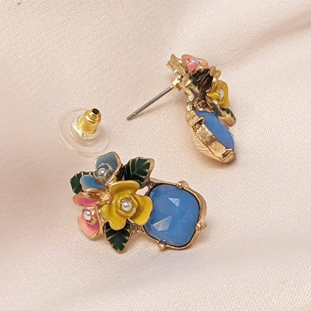Flower stone stud earrings : Hand painted stud earrings