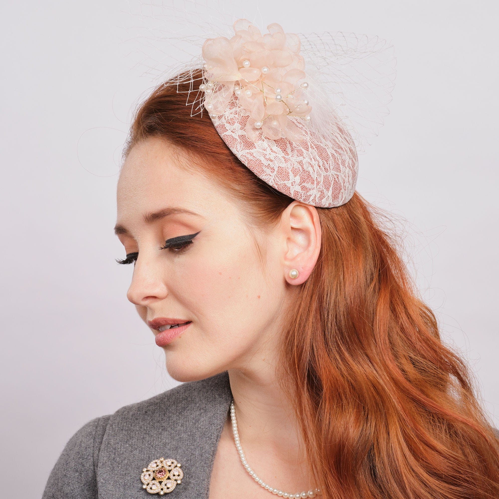 Vintage Birdcage Veil Hat in Dusky Pink Title