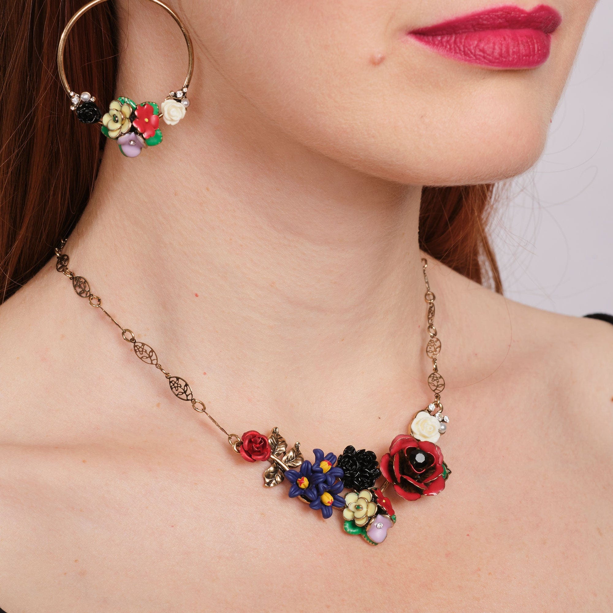 Frida Flower Necklace - Vintage Style Necklace