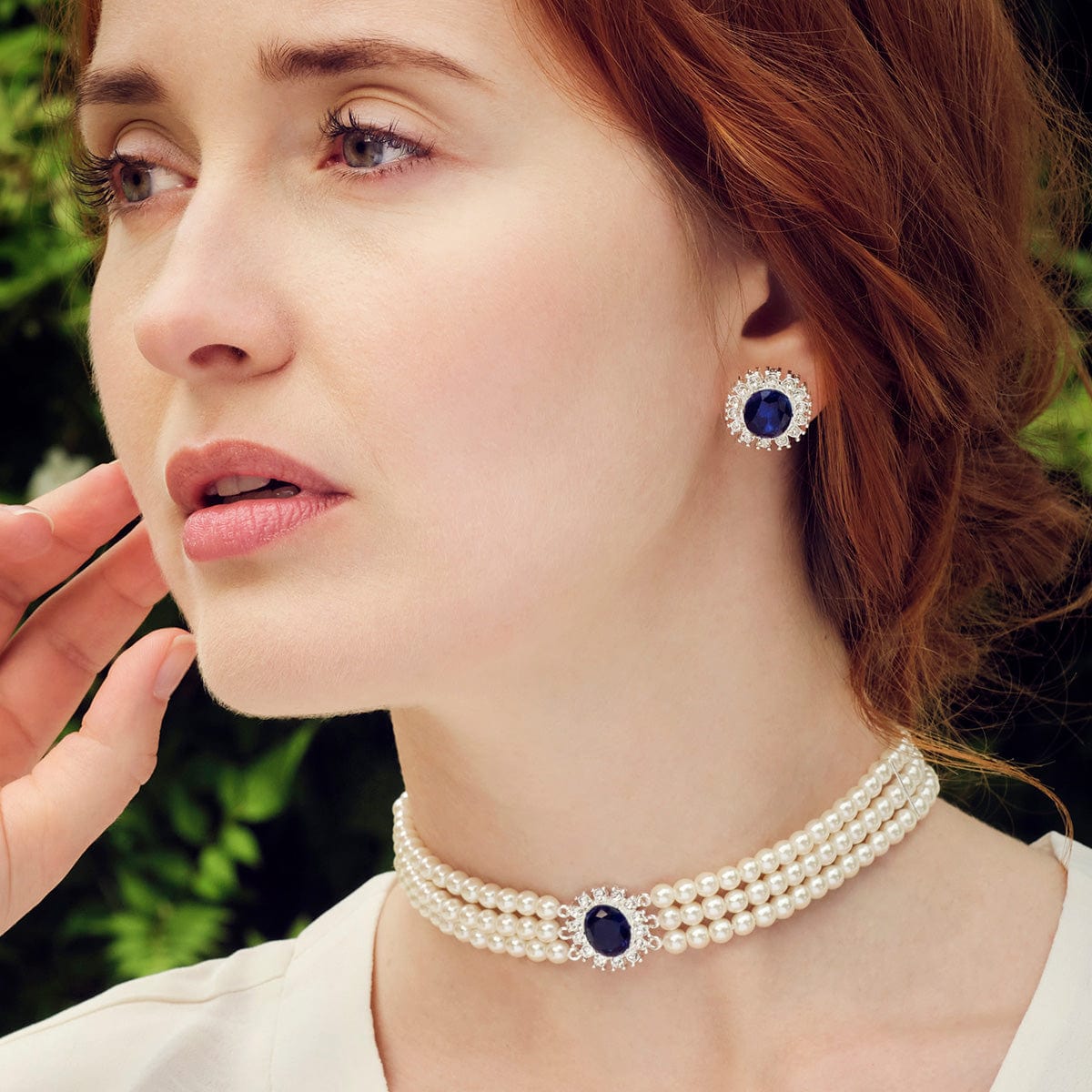 Lady-Diana-Pearl-and-Sapphire-with-Crystals-Choker